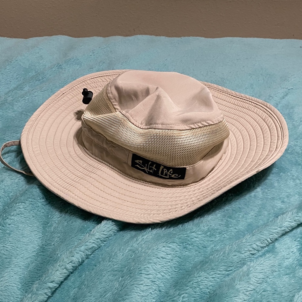 Salt Life Cream Adventure Hat